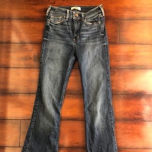 Hollister Flare Jeans Women’s!